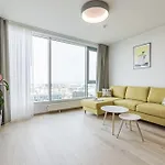 Revalia Fahle Airport Bus-station With Views Apartment Tallinn