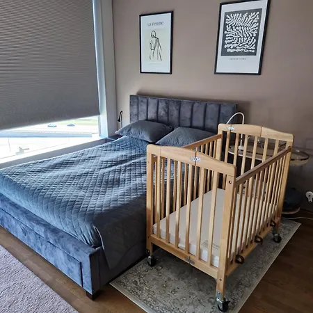 Revalia Fahle Airport Bus-station With Views Daire Tallinn