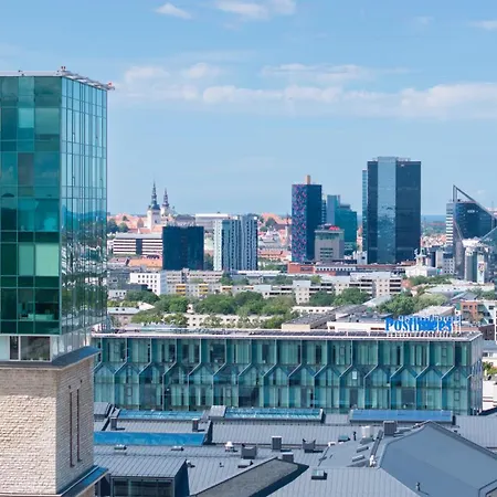 Revalia Fahle Airport Bus-station With Views Apartamento Tallin