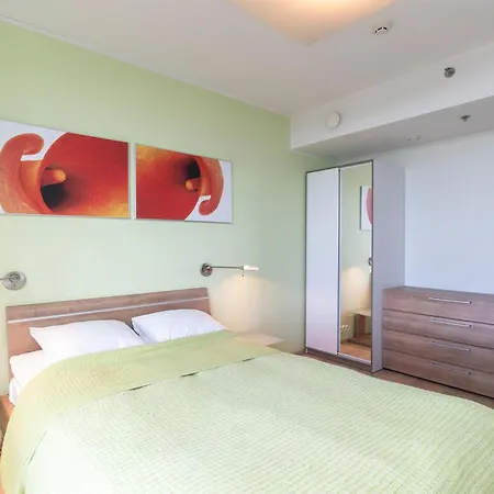 Revalia Fahle Airport Bus-station With Views * Tallinn