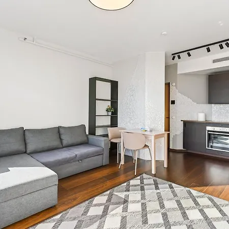 Apartamento Revalia Fahle Airport Bus-station With Views *