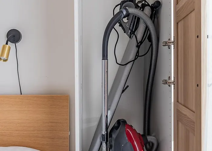 Revalia Fahle Airport Bus-station With Views