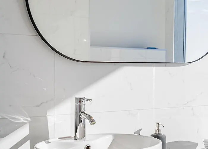 Appartamento Revalia Fahle Airport Bus-station With Views *