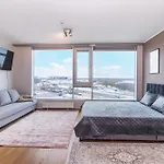 Revalia Fahle Airport Bus-station With Views Apartamento Tallin