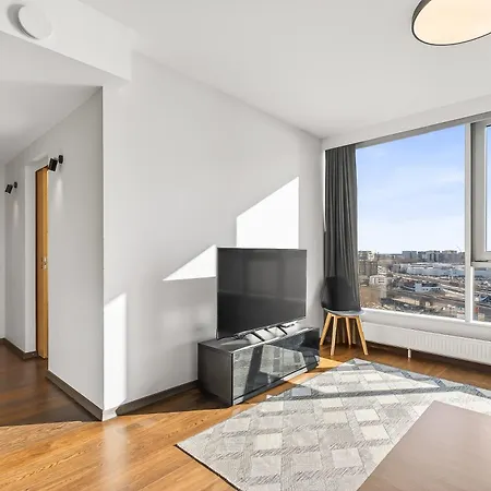 Revalia Fahle Airport Bus-station With Views Apartamento Talin