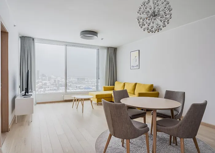 Apartamento Revalia Fahle Airport Bus-station With Views